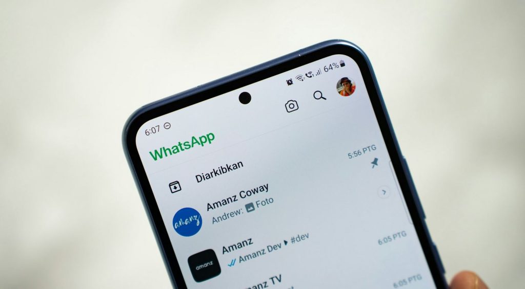 Блокировка аккаунта в WhatsApp