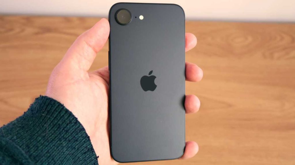 Какие Айфоны Apple перестанет выпускать