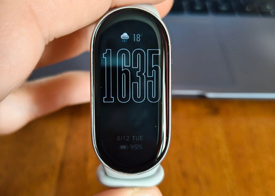 Полезные настройки Xiaomi Mi Band 10