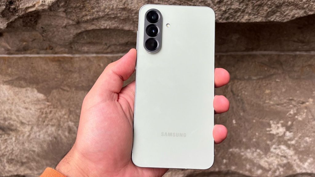 Недооцененные смартфоны 2025