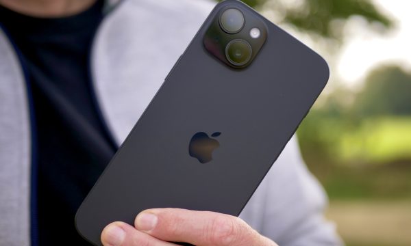почему стоит купить iPhone 15 Plus
